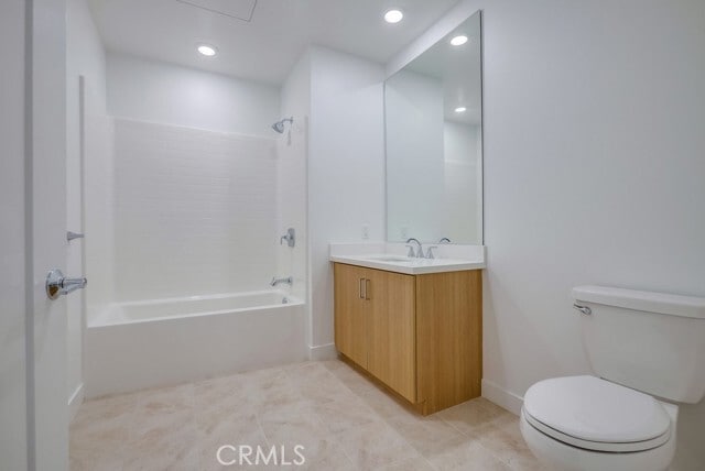 Building Photo - 3214 Rivington