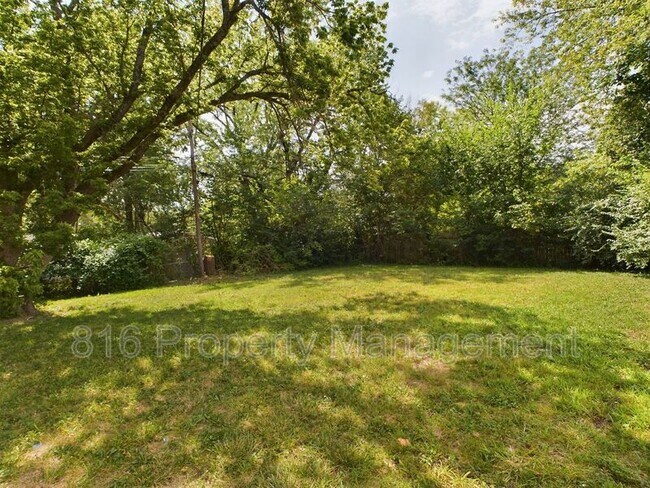 Building Photo - 11315 Booth Ave