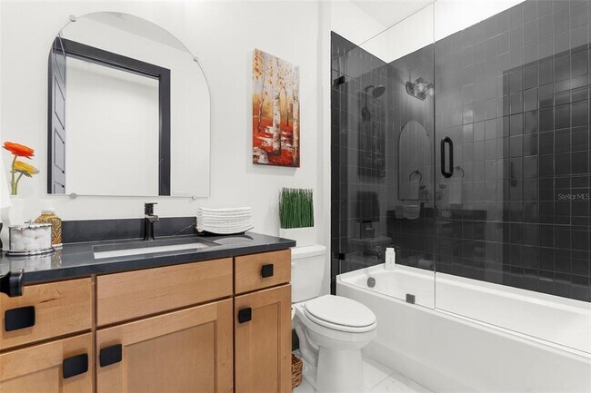 Building Photo - 8756 Windlass Cv