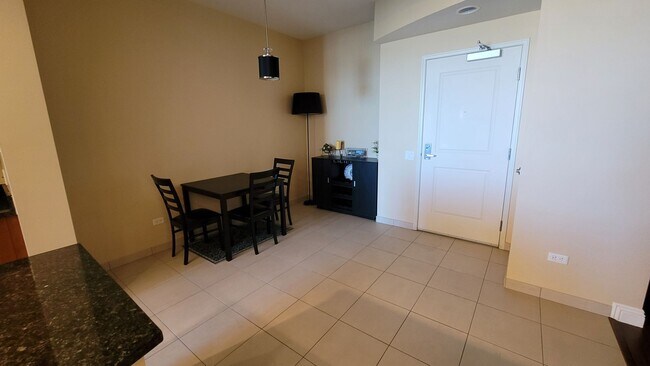 Building Photo - ***GORGEOUS FURNISHED 1 BEDROOM CONDO AT A...