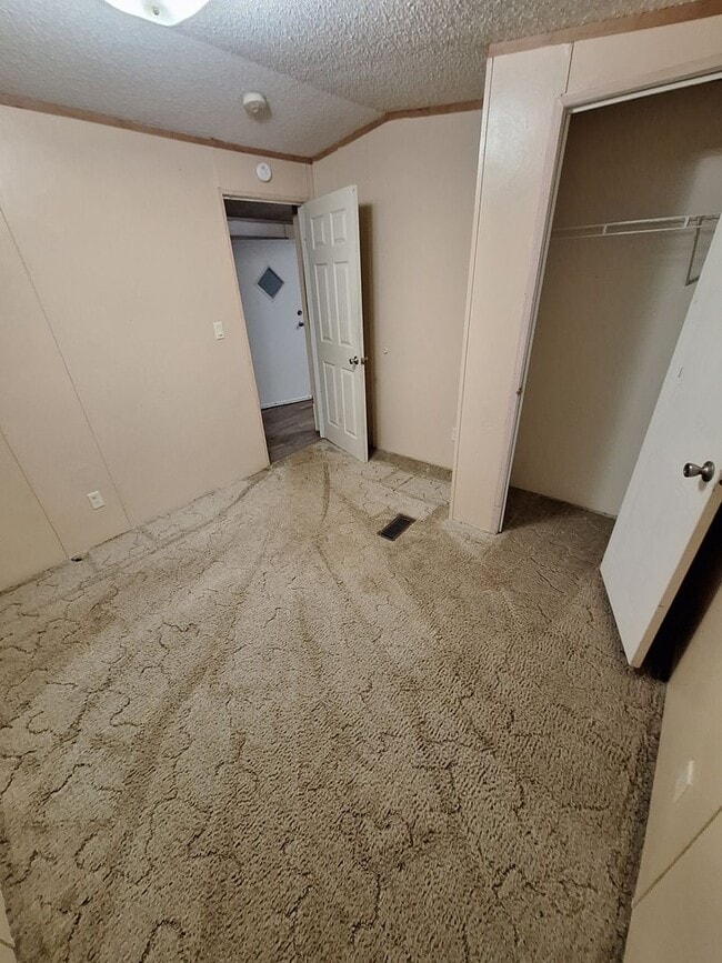 Building Photo - 103 Co Rd 151