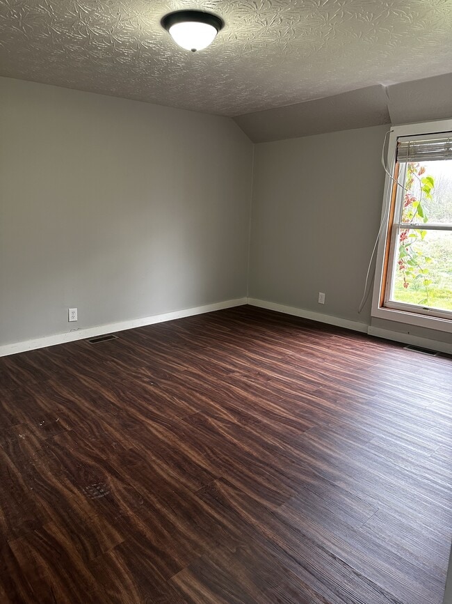 Building Photo - 2325 Sharkey Rd