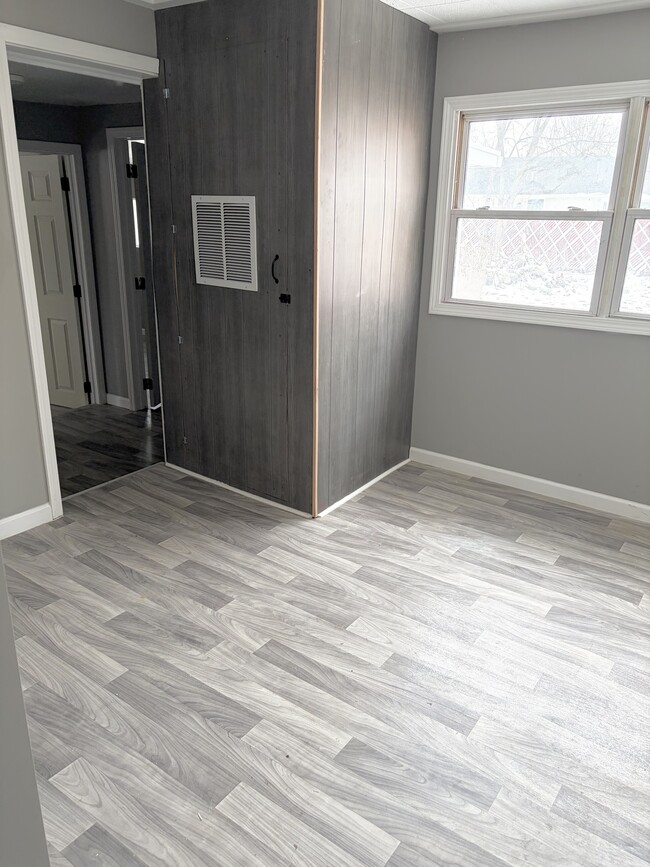 Building Photo - Luxury Renovated 3-Bedroom Home with Large Yard