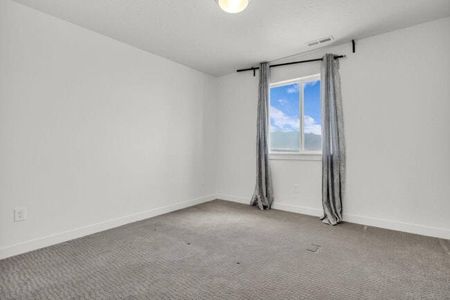 Building Photo - 2468 N Paintbrush Dr