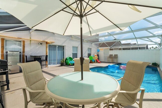 Building Photo - 128 Emeraldview Ave