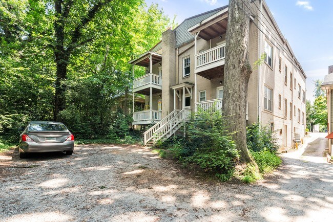 Rear Entrance - Bloom at Virginia Highland