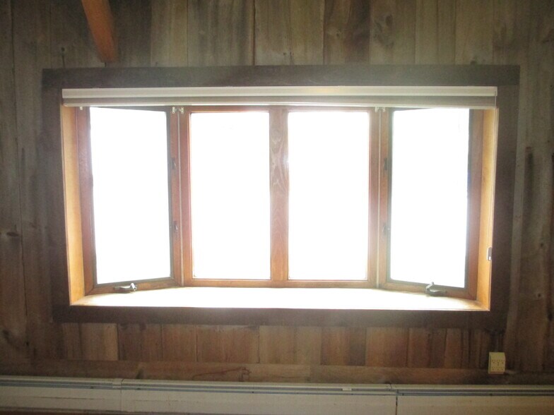 Beautiful bay living room window - 235 Pleasant St