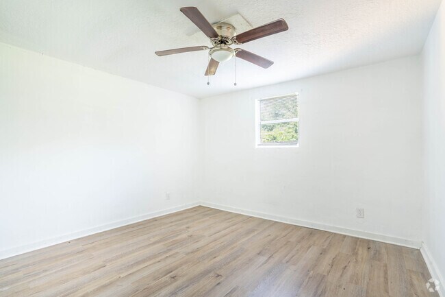1BR, 1BA - Bedroom - Pipkin Apartments