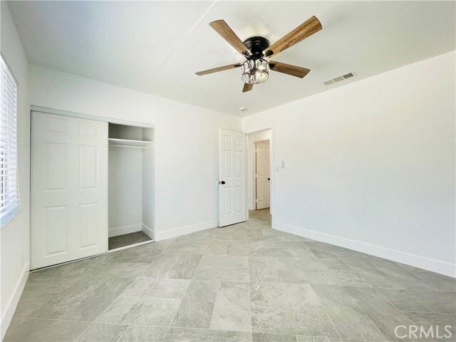Building Photo - 5619 Daisy Ave