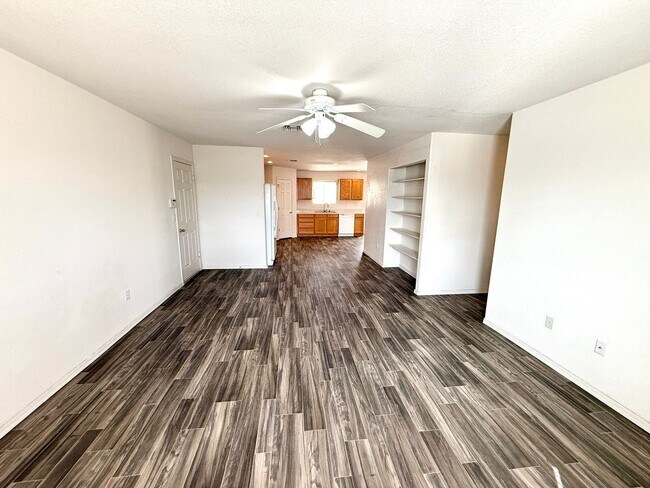 Building Photo - Charming 3-Bedroom Home Near Rotary Park for Rent!