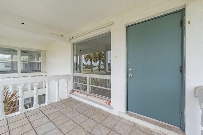 Building Photo - 2186 Jimmy Buffett Mem Hwy