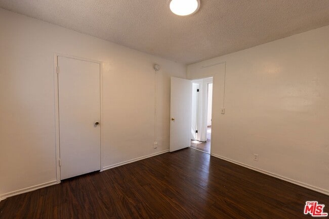 Building Photo - 275 Lucas Ave