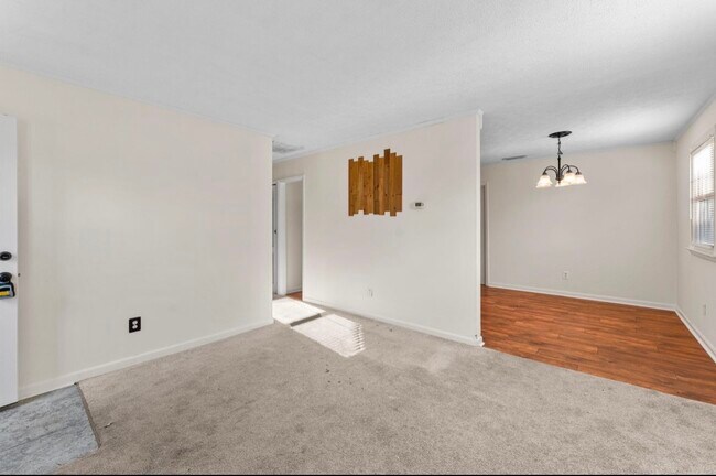 Building Photo - 2302 Norfolk St