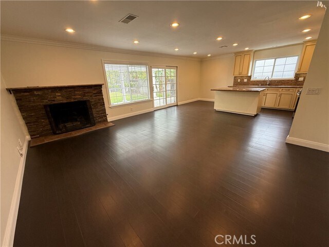 Building Photo - 24012 Sprig St
