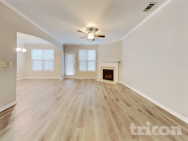 Building Photo - 133 Sunset Ln
