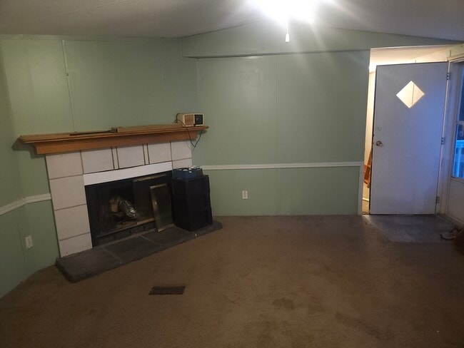 Building Photo - 118 Yankee Ln