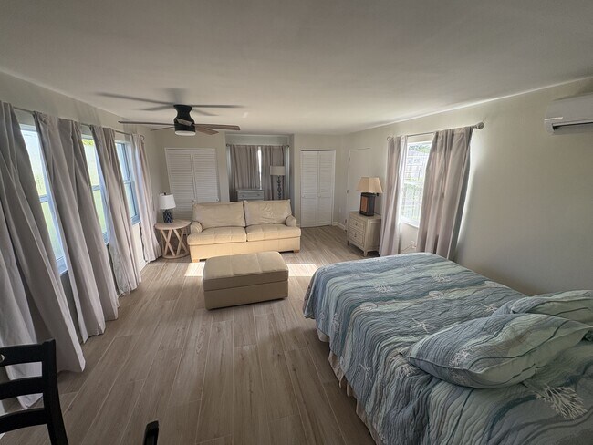 Building Photo - 108 Charles Dr