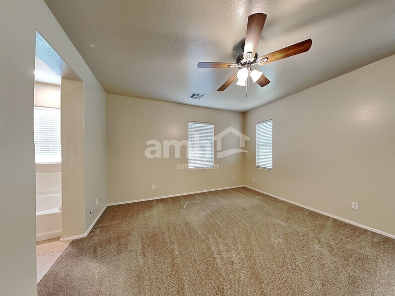 Building Photo - 5339 W Chisum Trl