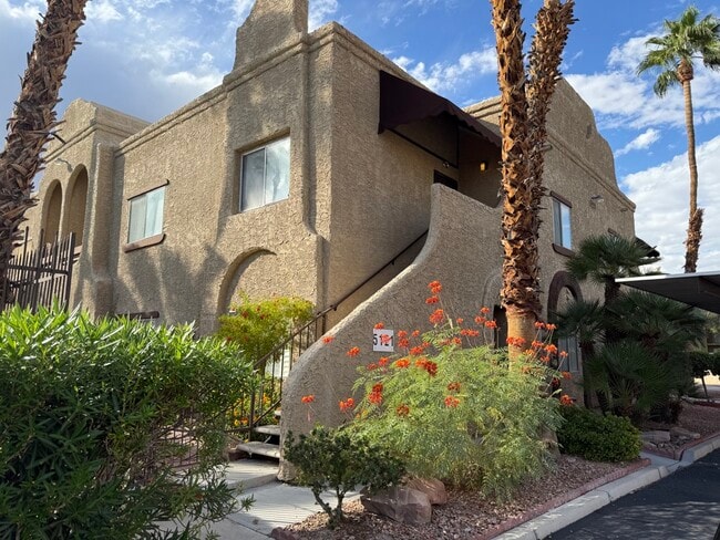 Primary Photo - 5121 W Pioneer Ave