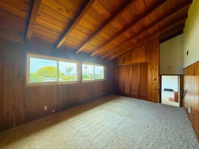 Building Photo - Welcome to your amazing coastal home above...