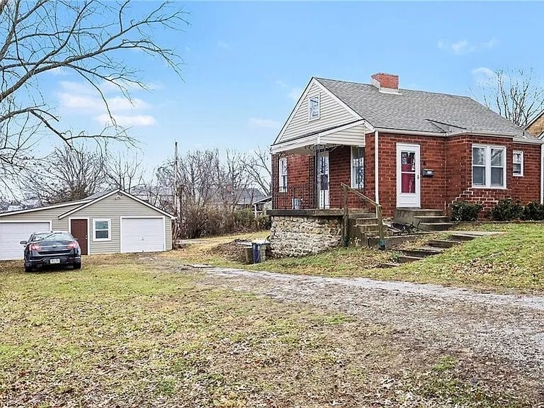 Primary Photo - 5131 N Lister Ave