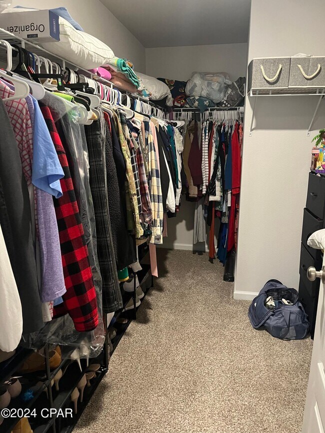 Building Photo - 6420 Slabinski Ln