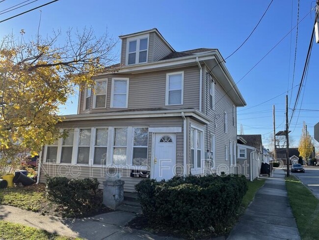 Building Photo - 2001 Genesee St