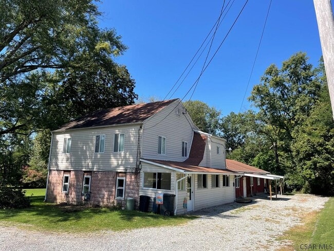 Building Photo - 438 Belmont St
