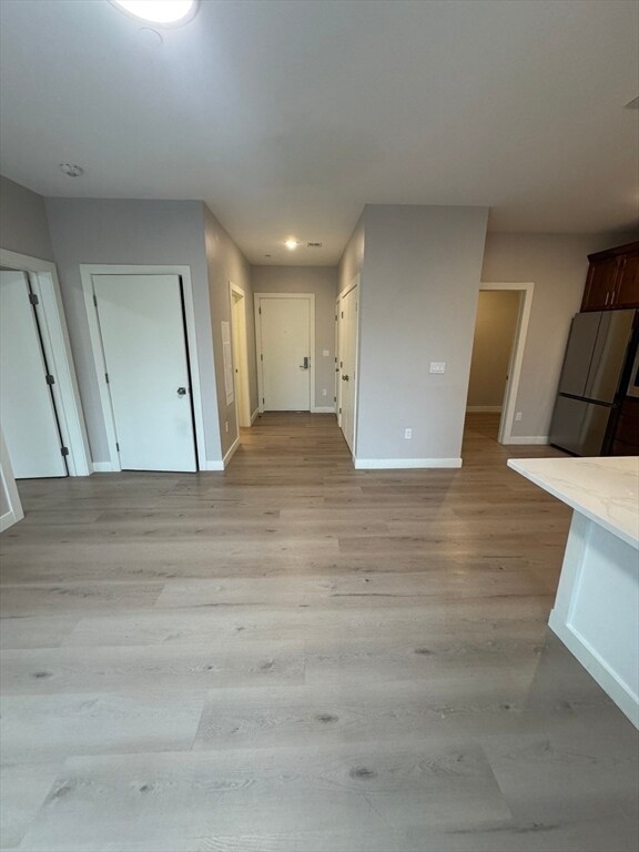 Building Photo - 400 W Broadway