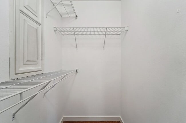 Building Photo - 6951 Ardmore St