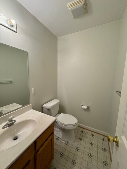 Building Photo - 51 Talia Dr