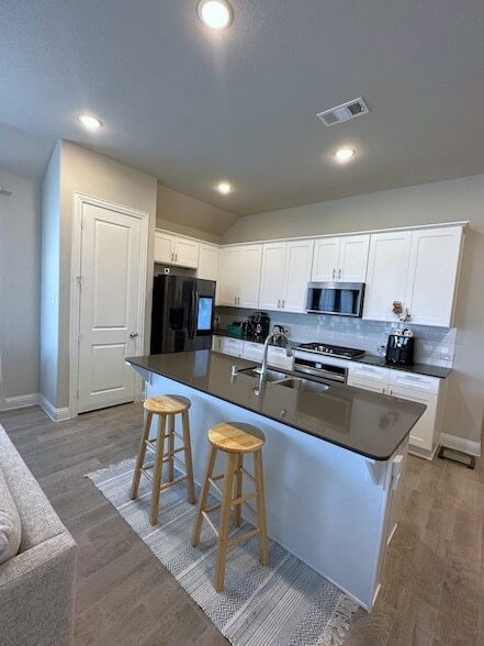 Building Photo - 9632 Staffordshire Rd