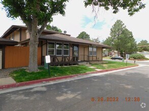 Building Photo - Possible July 15 move in!!  Cherry Creek S...