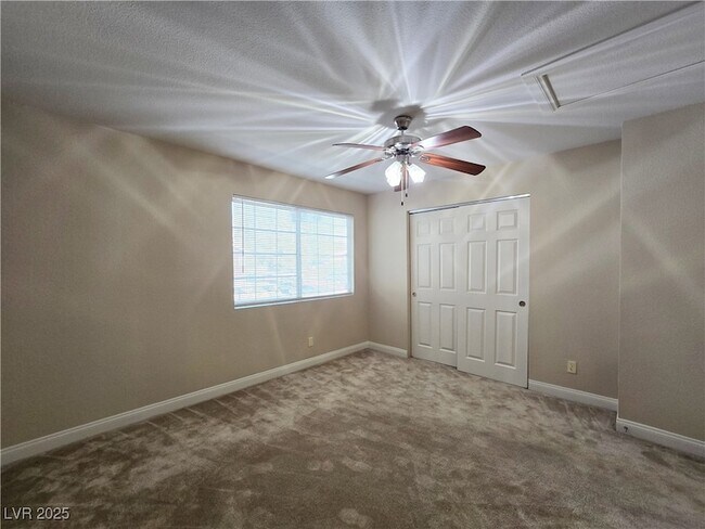 Building Photo - 2750 S Durango Dr