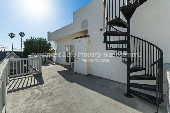 Building Photo - 1824 Palm Ave