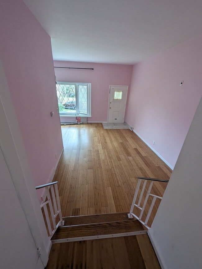 Building Photo - 8637 Agusta St