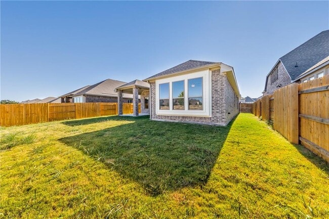 Building Photo - 844 Paseo de Castana Wy