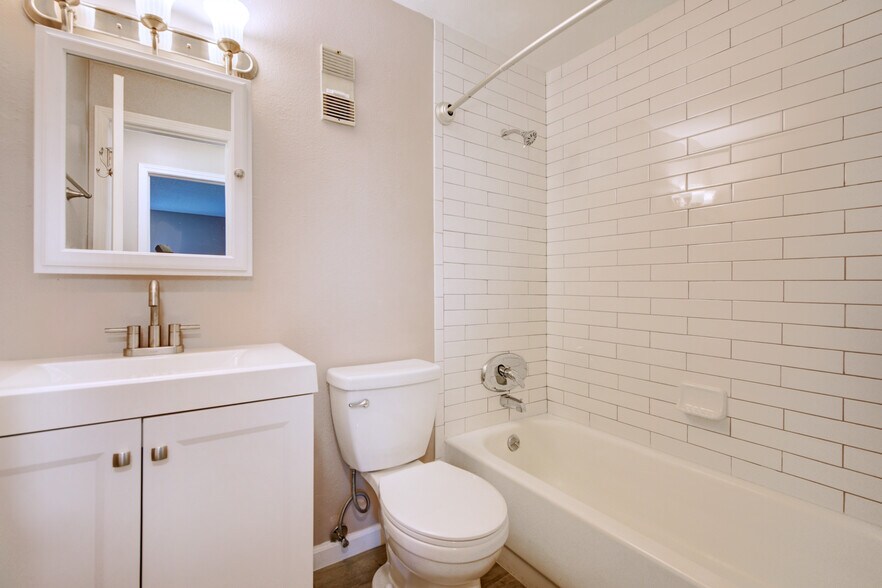 fully updated bathroom with subway tile - 6505 Kalua Rd