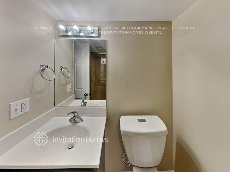 Building Photo - 26W064 Harrison St