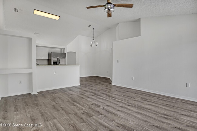 Building Photo - 1561 Sandusky St SE