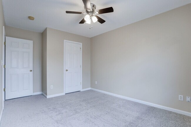 Building Photo - 103 McNair Dr