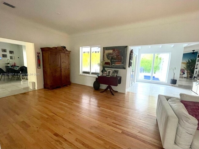 Building Photo - 5775 SW 80th St