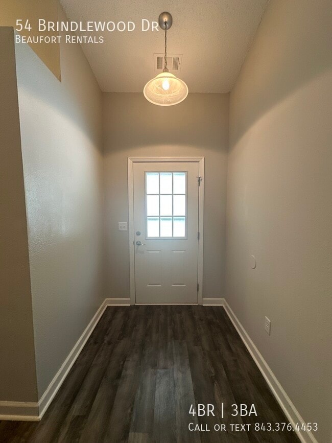 Building Photo - 54 Brindlewood Dr