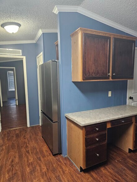 Building Photo - 495 Apricot St