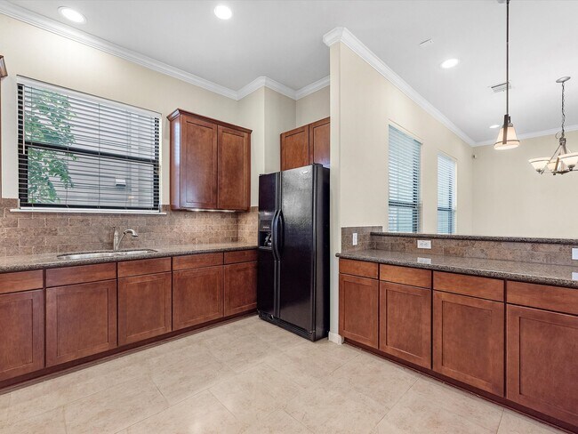 Building Photo - 4217 Koehler St