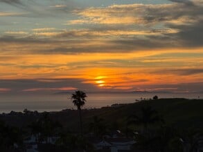 Building Photo - Ocean View 2 Bed Condo with Private Balcony + Garage