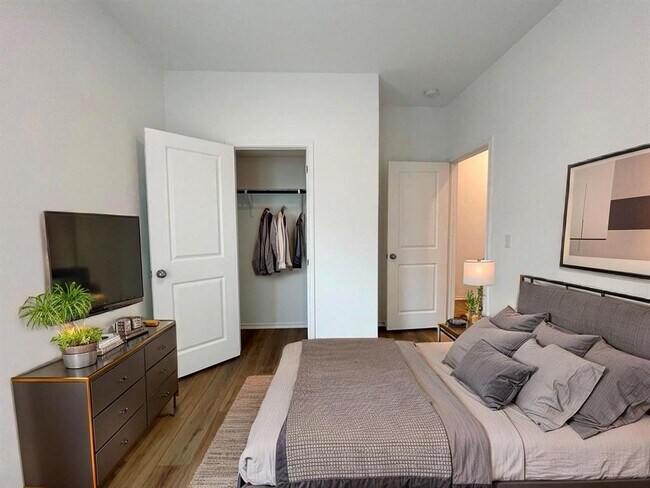 Building Photo - 14413 Dora Amellia Cv