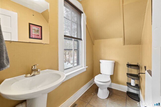 Building Photo - 263 Seymour Rd