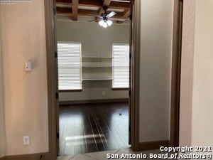 Building Photo - 5923 Dewdrop Ln