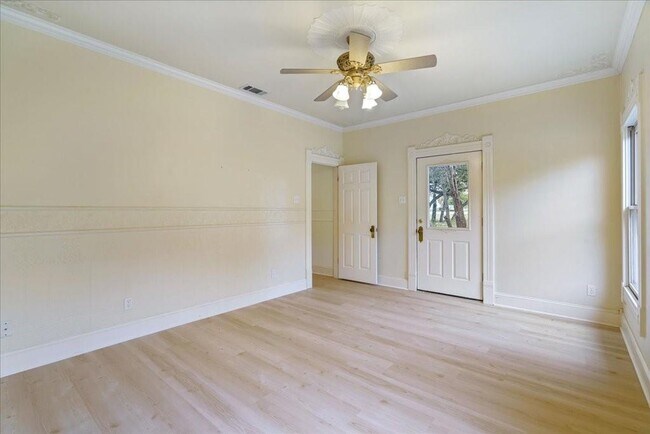 Building Photo - 7130 Ranch Rd